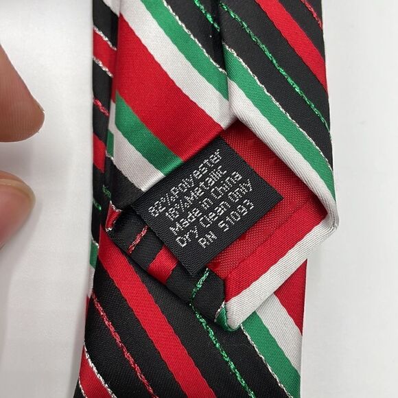 Christmas necktie by hallmark  - Picture 4 of 7